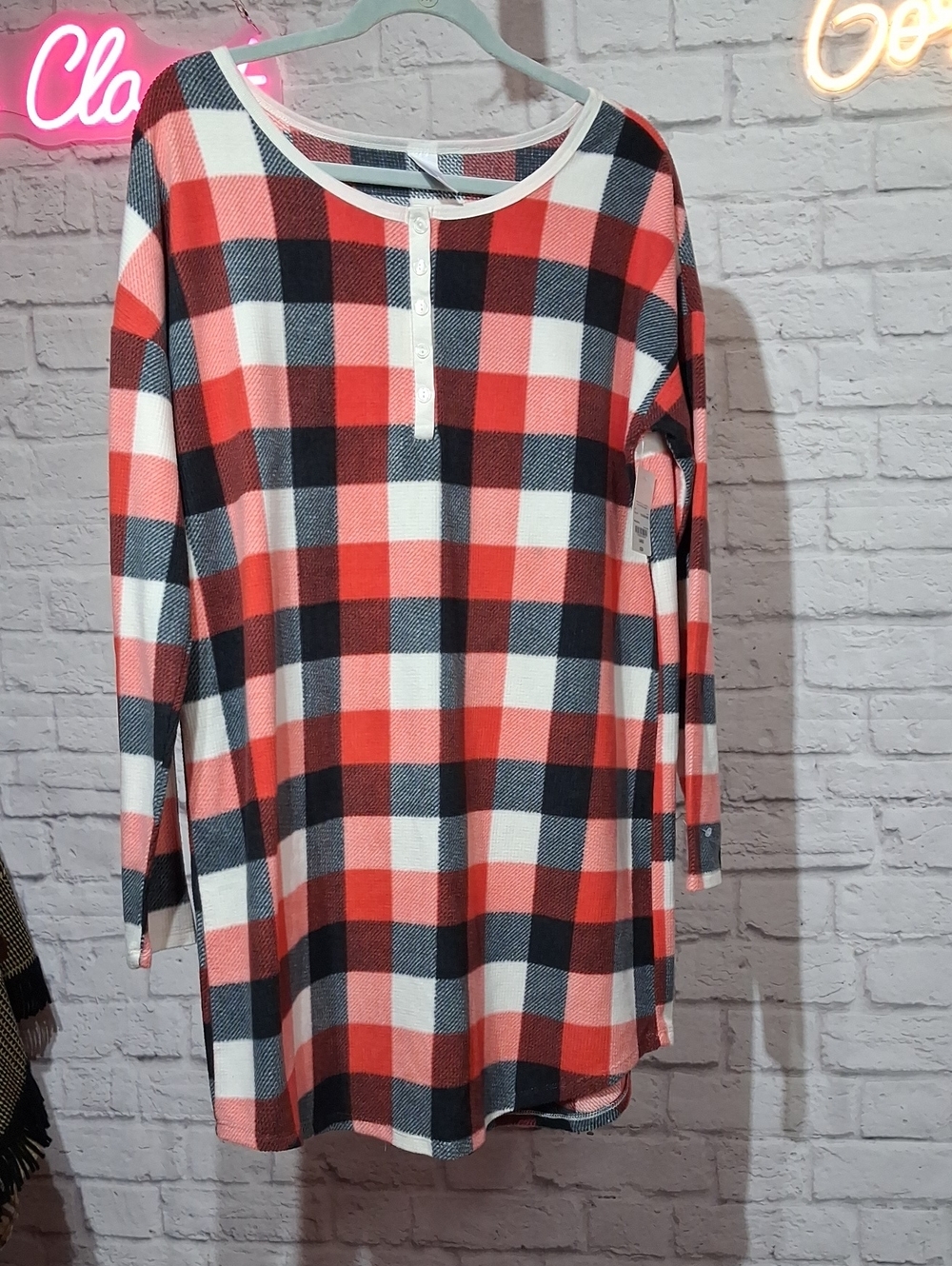 Women’s Red & Black Plaid Long-Sleeve Sleep Tunic Pajama